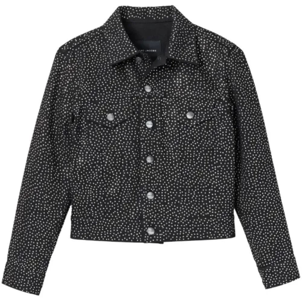 Marc Jacobs
stud-embellished trucker jacket